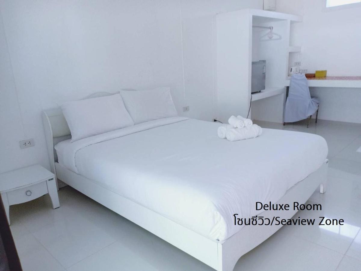 Issara Beach Resort Sichon Buitenkant foto